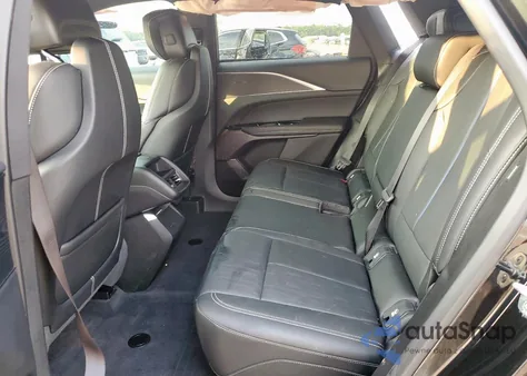 2025 Cadillac Lyriq Sport z USA, uszkodzony, nr VIN 1GYKPURL7SZ311930